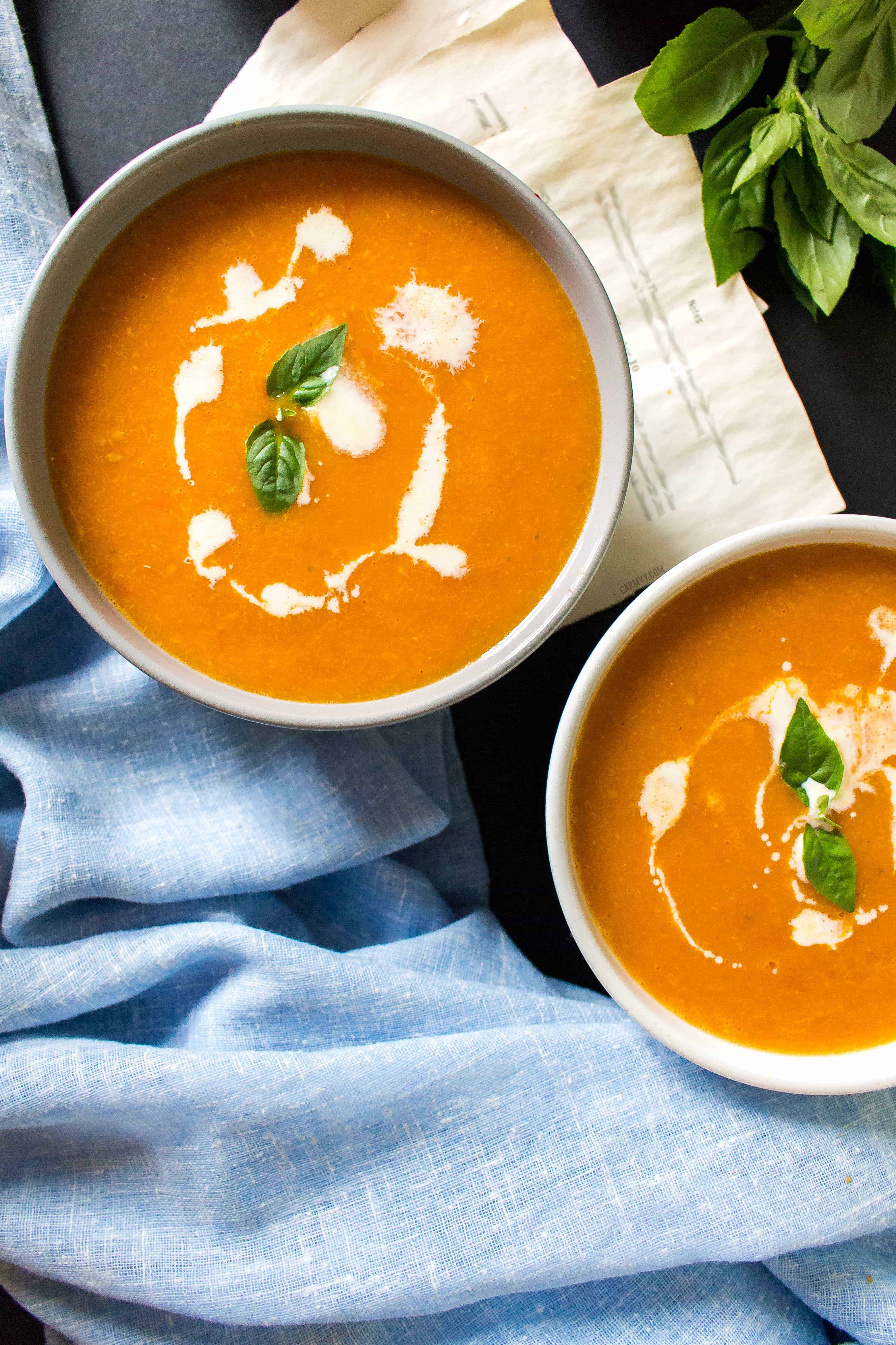 A rich and smooth delicious soup, this easy tomato garlic soup is flavourful and is only made with a handful of basic ingredients. This easy tomato and garlic soup can be made in the Instant Pot or stove top.