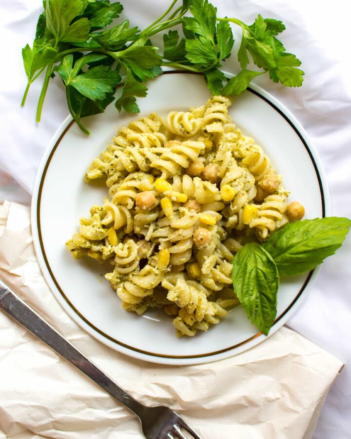 Need a last minute idea for a potluck? Try this chickpea pesto pasta! Super easy to make in under an hour.