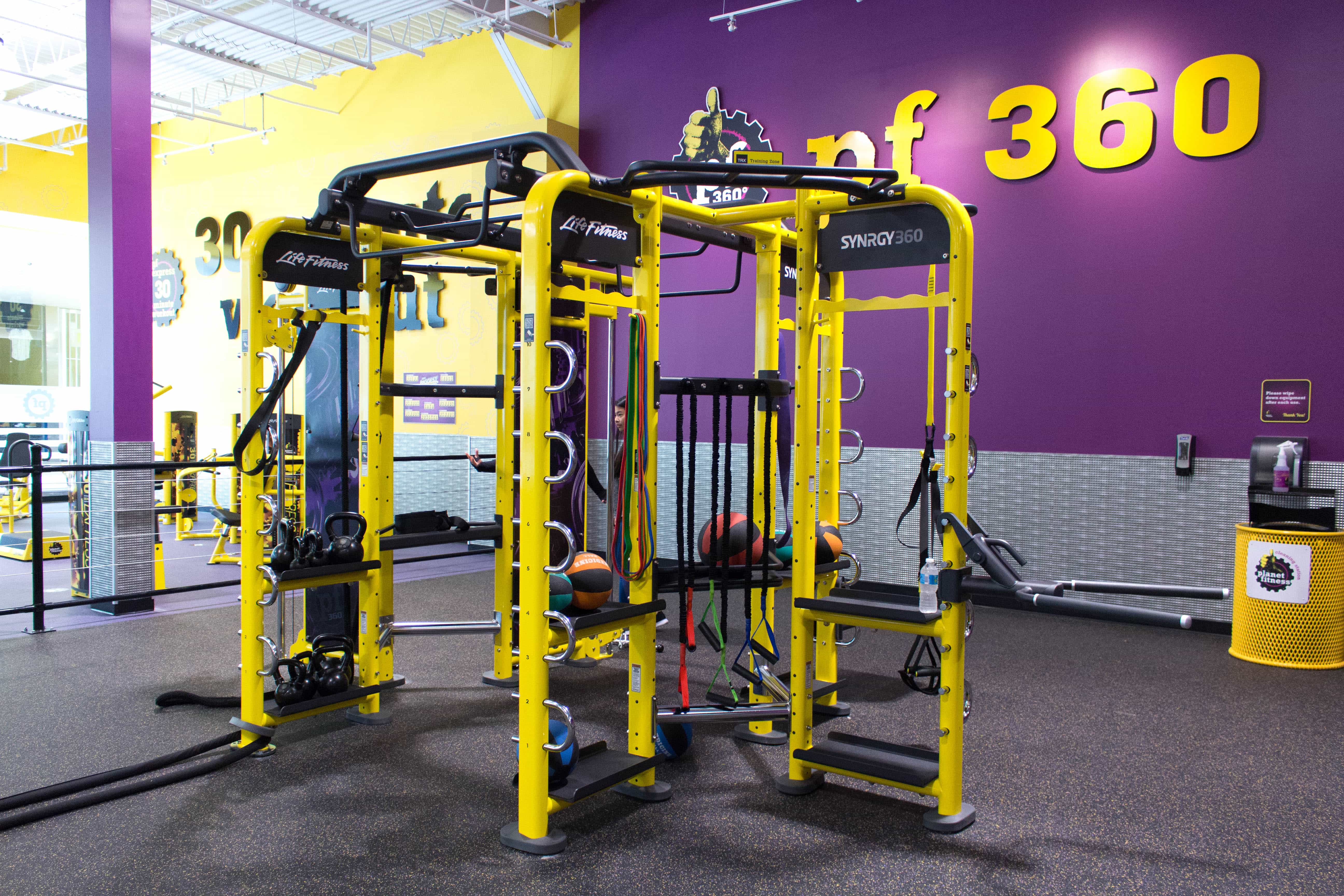 Introducing Planet Fitness No Frills No Judgement Low Cost Gym At 