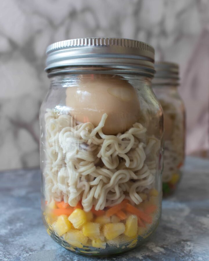 Take your work lunch to a whole new level by bringing your very own mason jar ramen!