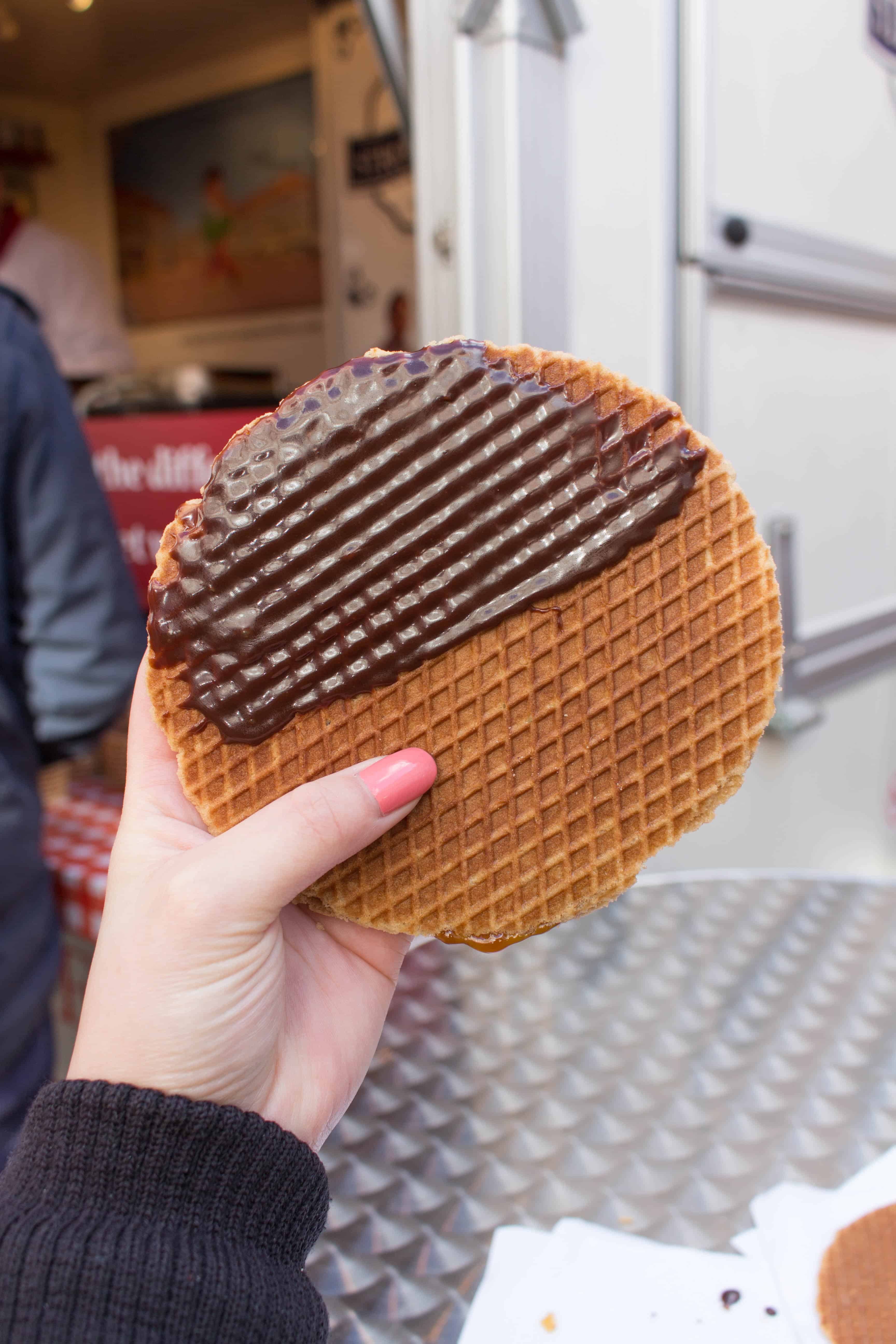 stroopwafel in albert cuyp in amsterdam