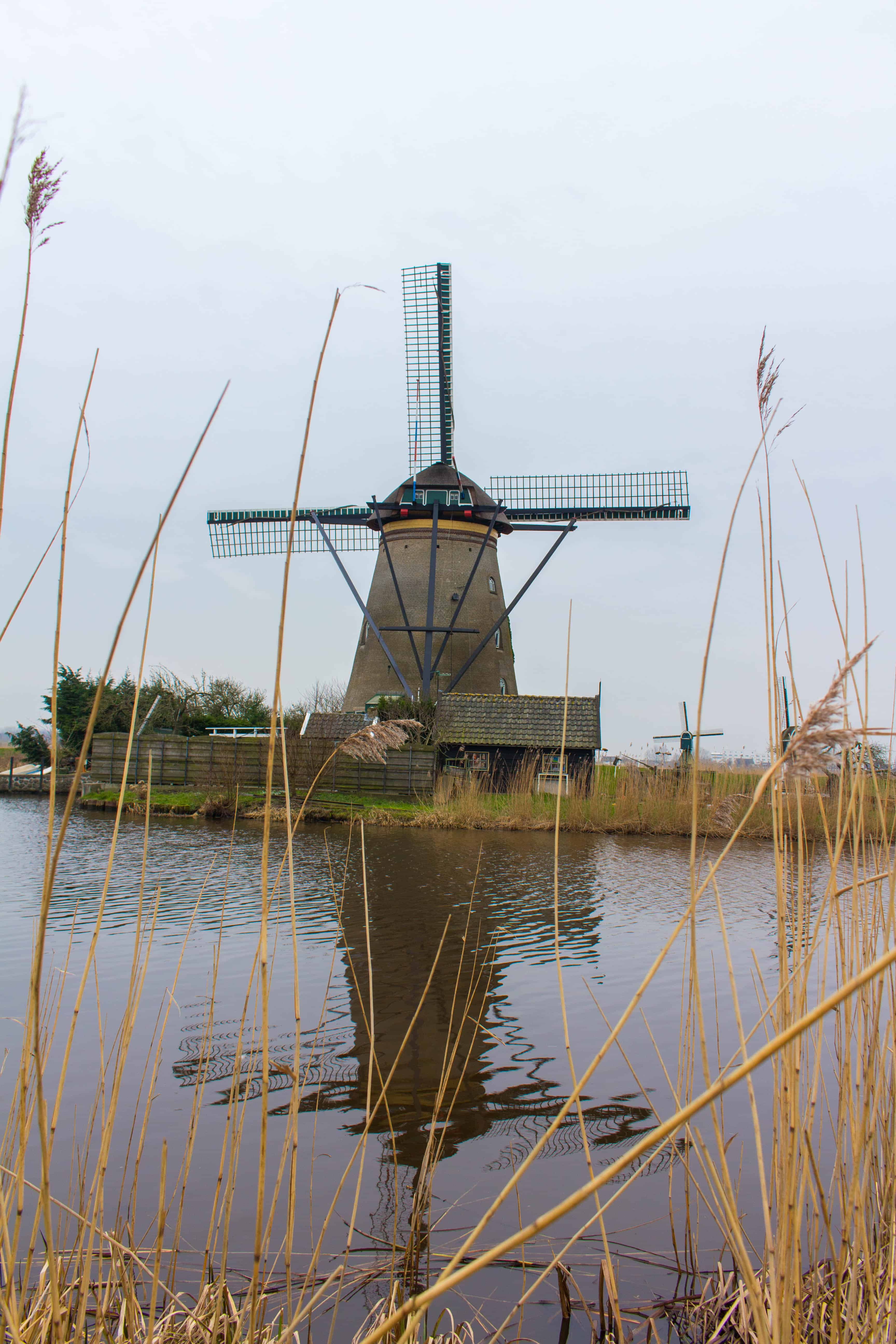 windmill at kinderdijk 