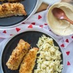This delicious Hummus Crusted Salmon with Panko is baked to perfection! This Hummus Crusted Salmon is perfect for a healthy weeknight dinner and lunch meal prep with the leftovers. #mealprep #salmon #healthyrecipes