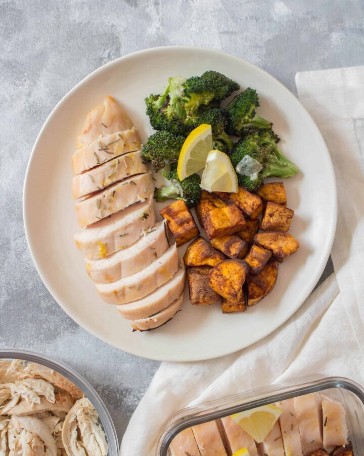 This Rosemary Citrus Chicken Meal Prep is quite a refreshing dish - is so light and the acid gives it such a fresh flavour. Made with a combination of lemon, lime, orange juice, and rosemary, you’re going to want to drink it up! Made with cinnamon roasted sweet potatoes and parmesan broccoli, this meal prep will make you excited for your work day.
