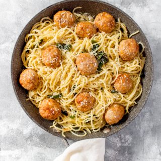 You really can't go wrong with this Lemon Garlic Basil Butter Spaghetti with Chicken Meatballs for dinner! The spaghetti is so easy to whip up with pantry staples and the chicken meatballs are freezer friendly so make a batch then freeze them for when you need them!
