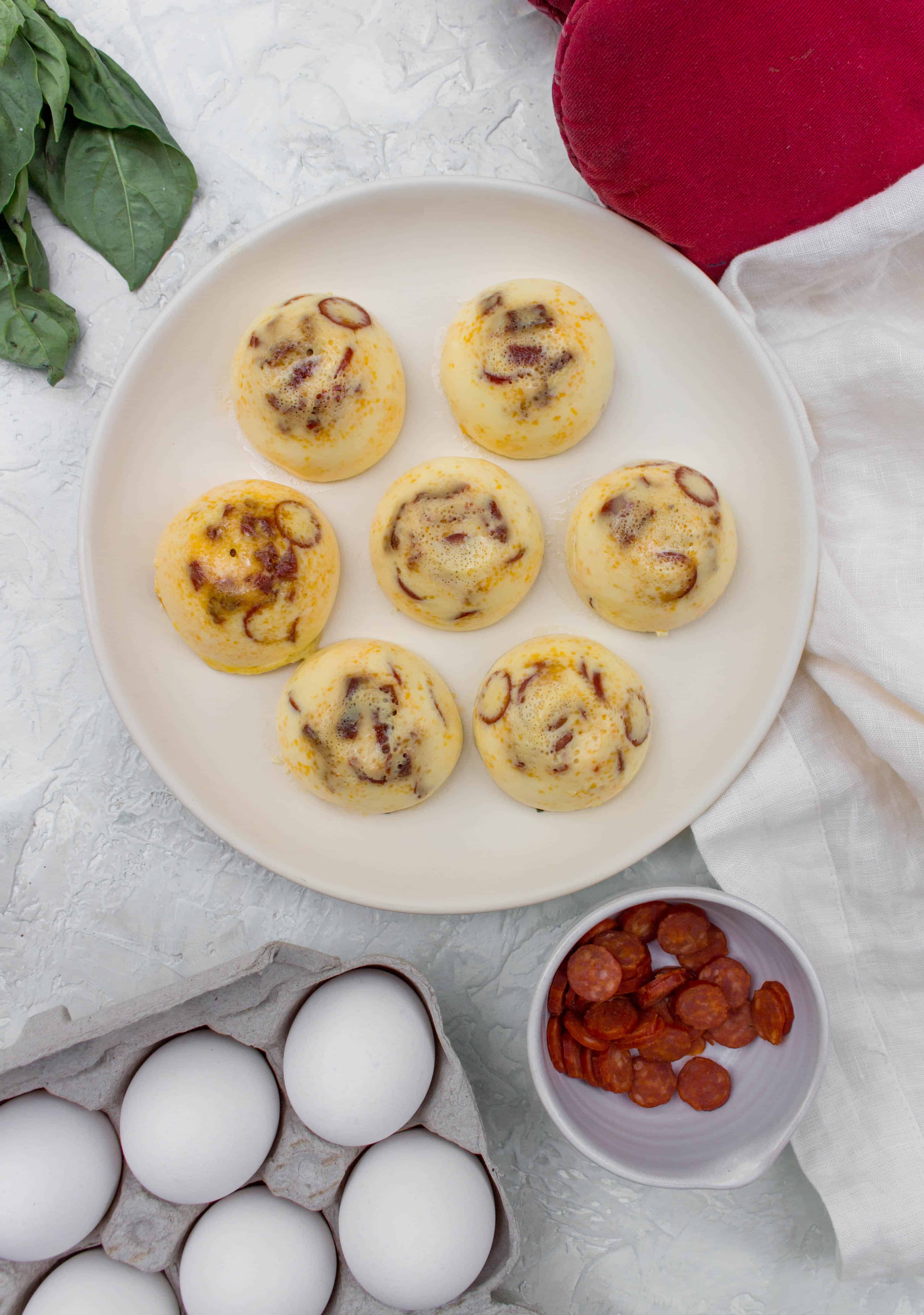 Did someone say pizza for breakfast? These delicious Instant Pot Pizza Egg Bites are a not so boring way of eating breakfast and are a great way to consume some protein first thing in the morning!