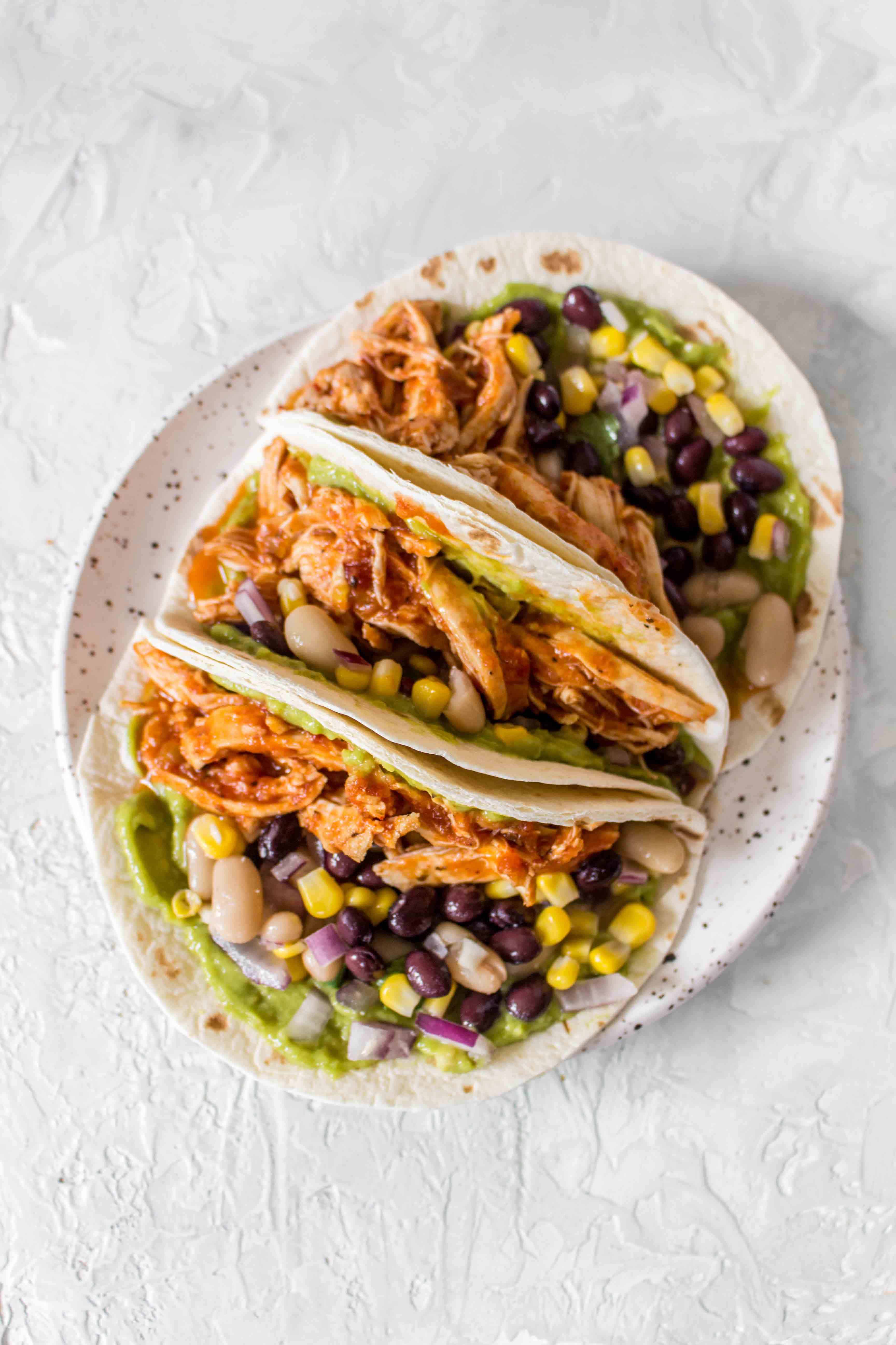 easiest chicken tinga tacos made with the instant pot