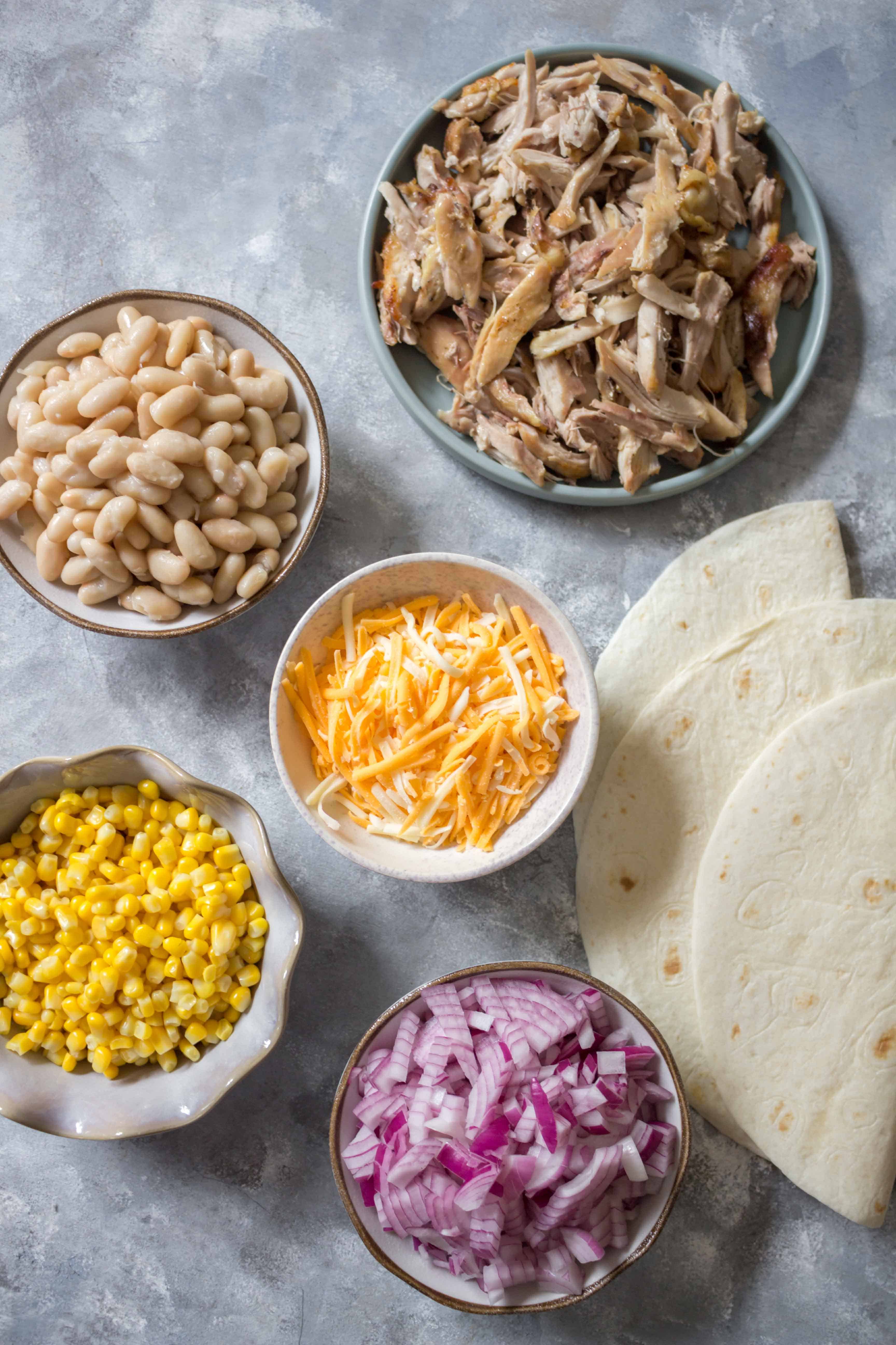What'll you'll need to make meal prep freezer chicken burritos