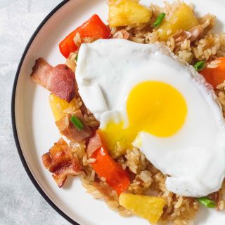 Made with easy to find ingredients, this Hawaiian Breakfast Fried Rice makes for a delicious morning!