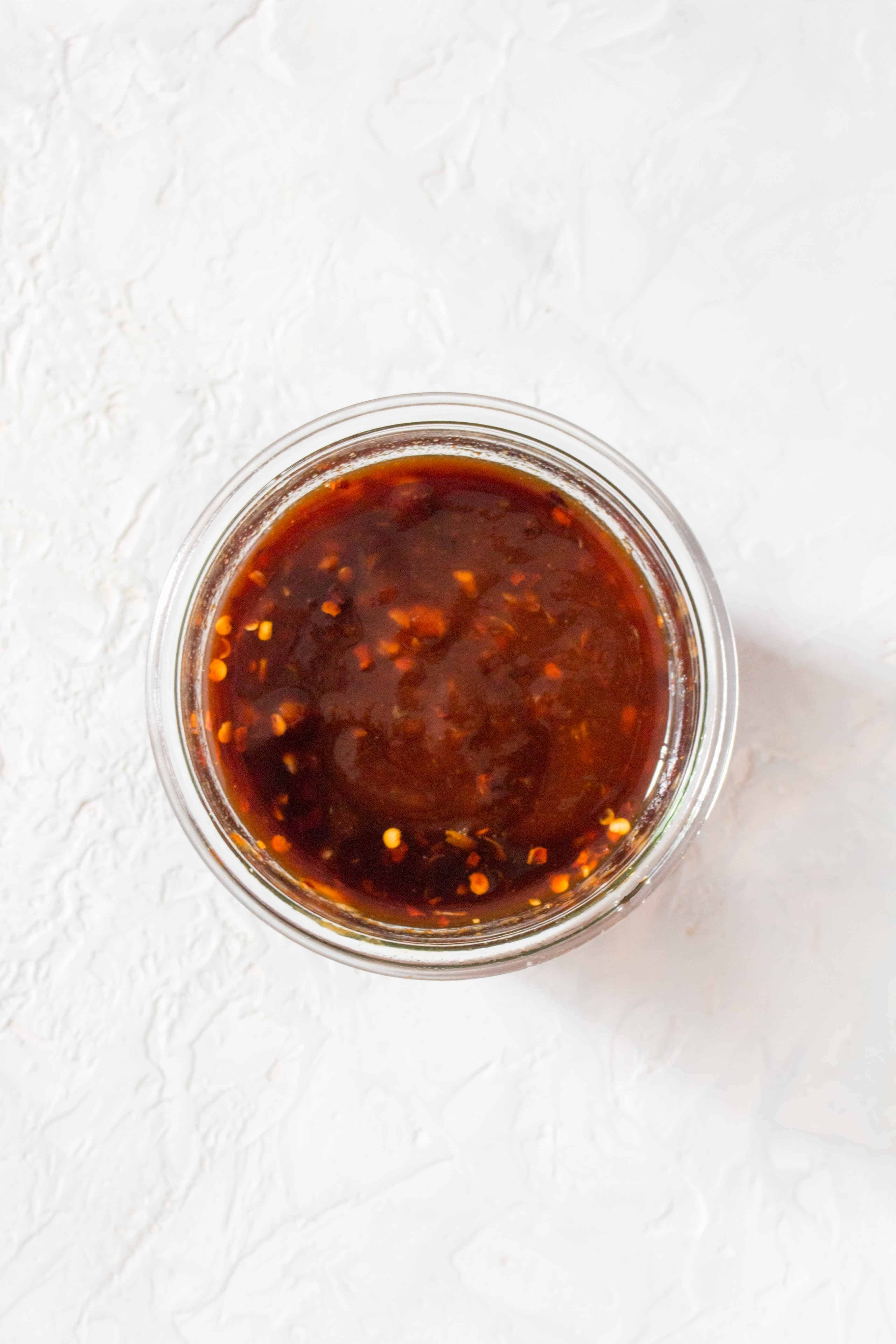 This Firecracker Sauce is the perfect mix of sweet and spicy. Perfect for quick stir fry meals, marinating meat, or just as a dip, you're going to want to keep this Firecracker Sauce in your back pocket for a last minute bold flavour!