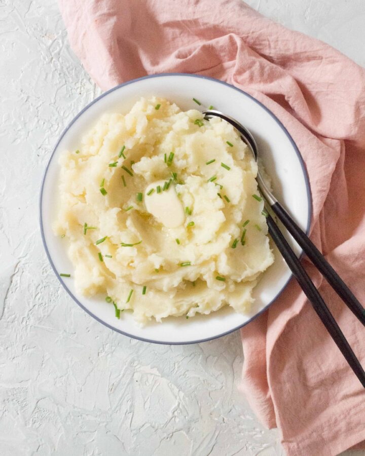 Want to know how to make the best Instant Pot Mashed Potatoes where everyone will ask for seconds? Here is the easiest Instant Pot Mashed Potatoes recipe!