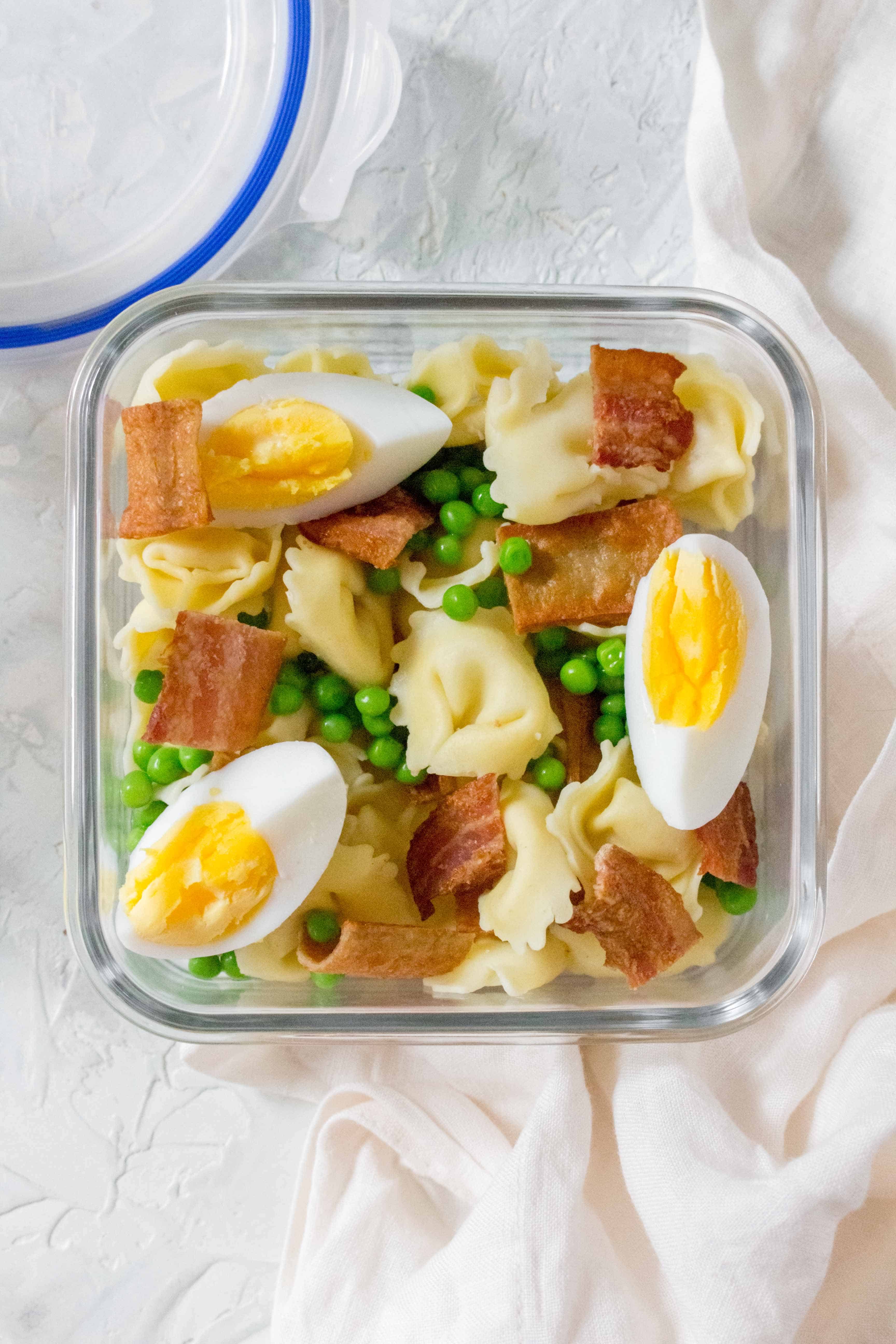 pasta bacon egg and peas meal prep