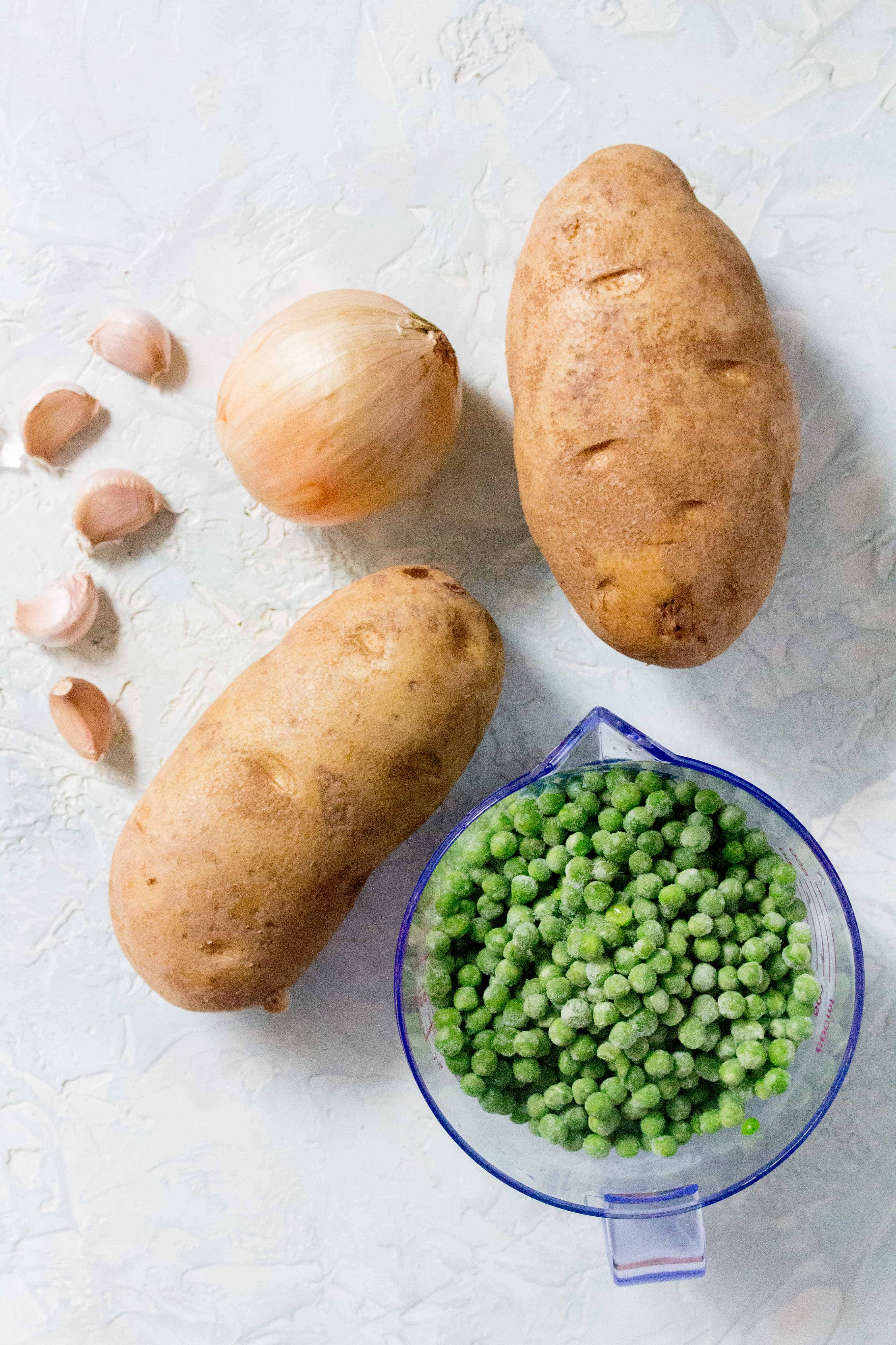 What You'll Need To Make This Pea Potato Soup
