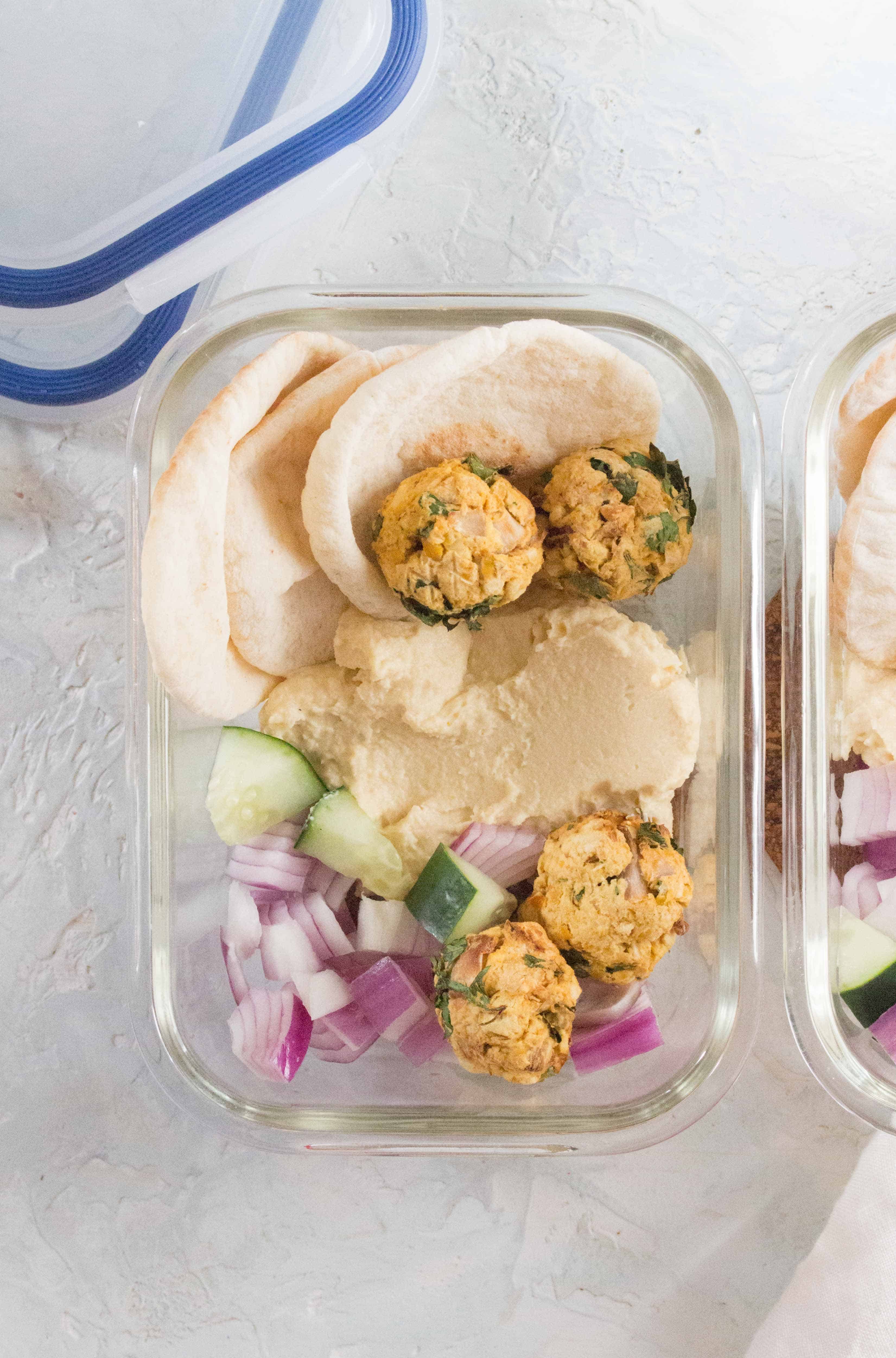 An easy and delicious meatless meal prep, you're going to want to make this Hummus and Falafel Meal Prep regularly!
