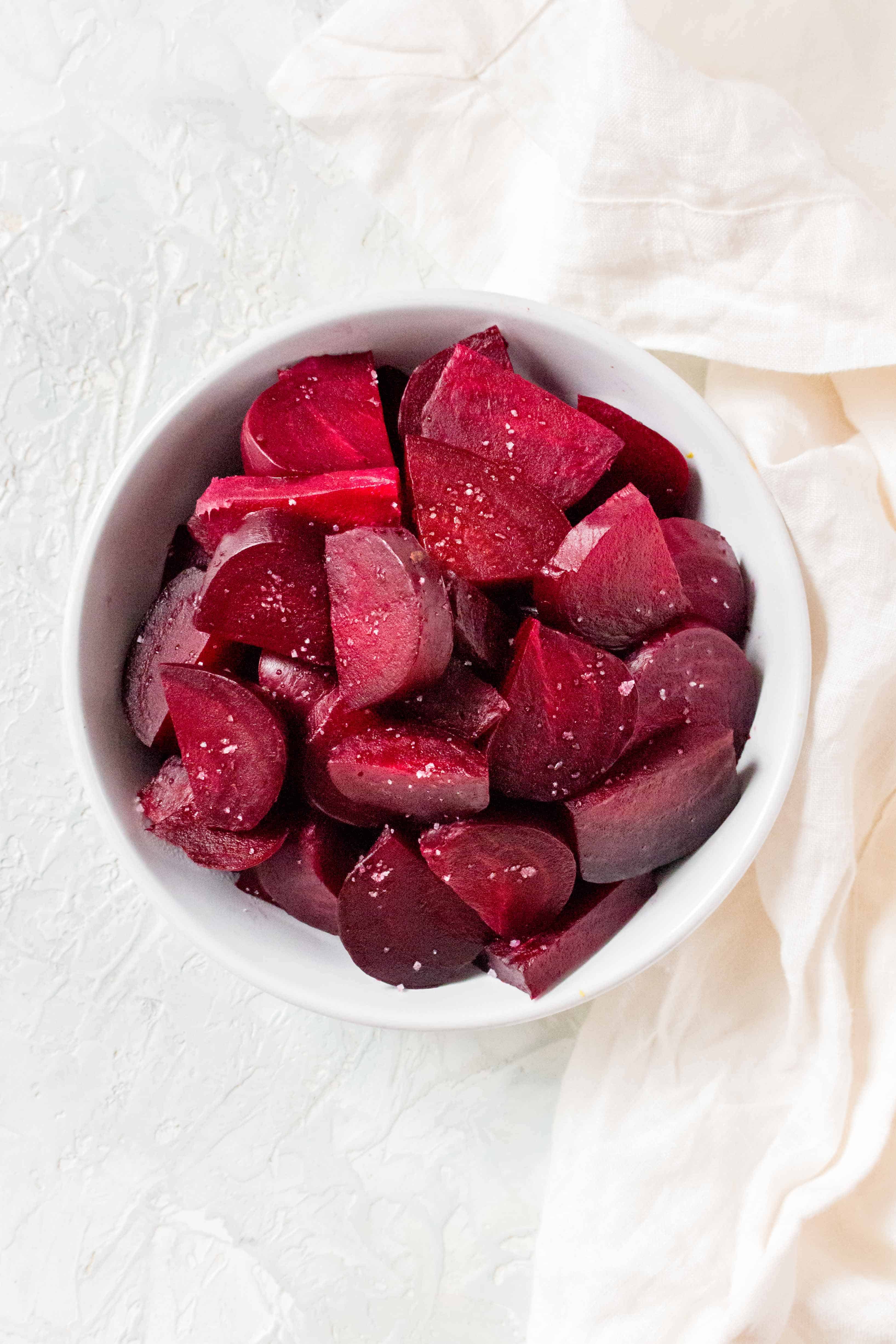 Wondering how to perfectly roast beets for meal prep or as a side dish? Here's how to do it. | Simple Oven Roasted Beets