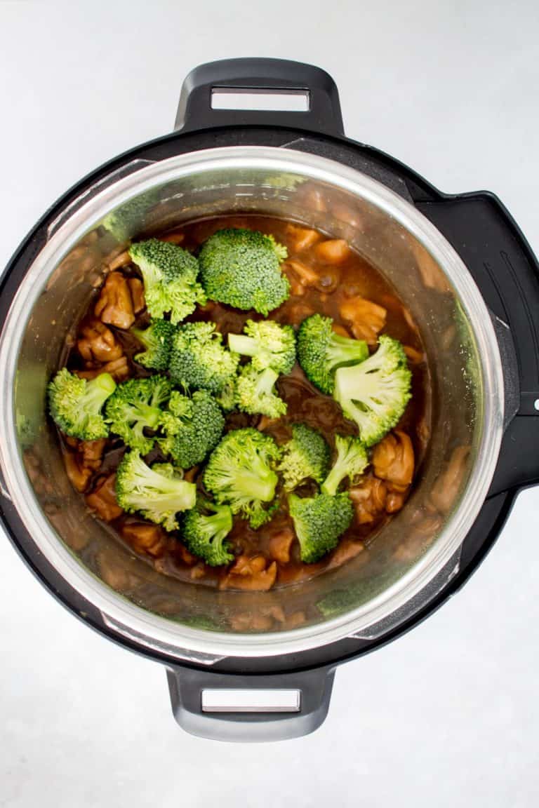 Instant Pot Chicken and Broccoli Easy Chicken Dinner