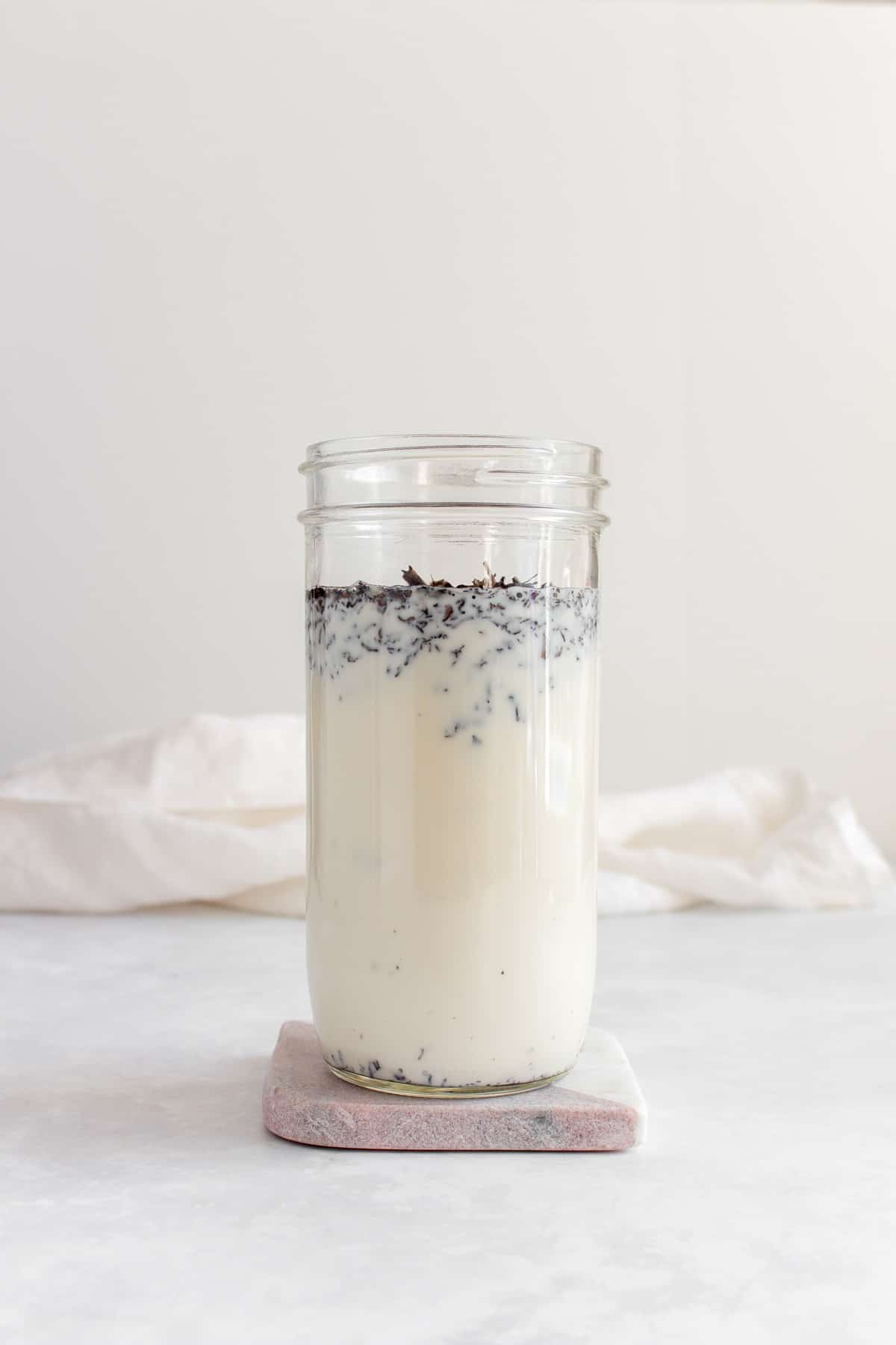 Cold Brew Milk Tea Cold Brew Tea with Milk Hojicha Milk