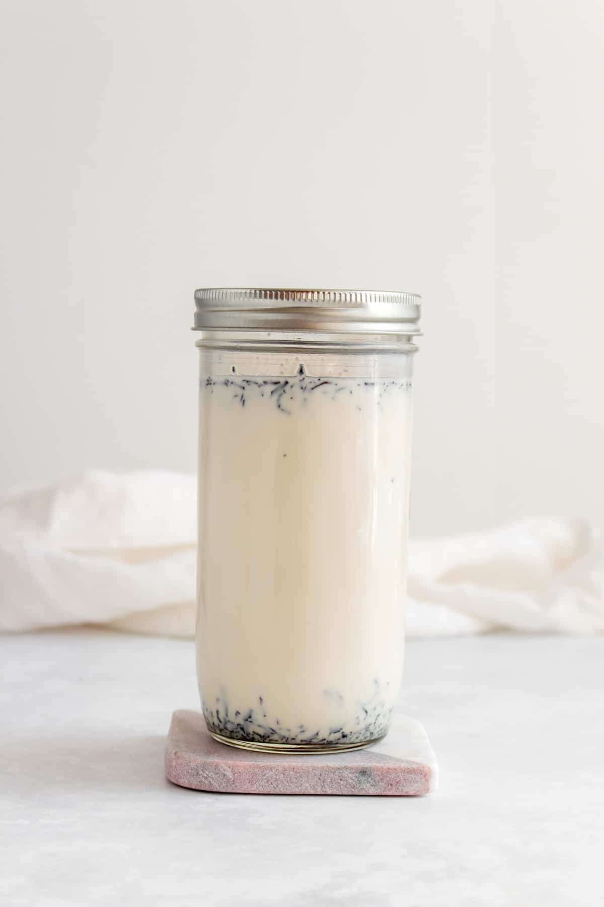 Cold Brew Milk Tea Cold Brew Tea with Milk Hojicha Milk