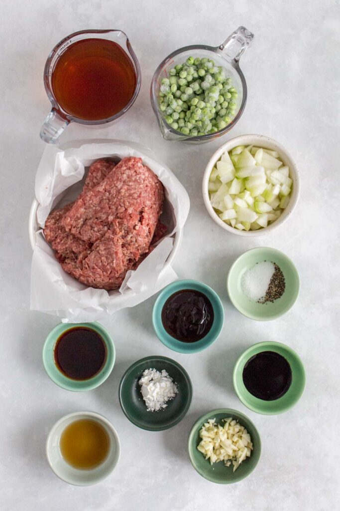 Ingredients needed to make ground beef and egg bowls.