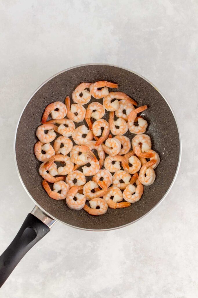 Shrimp in a pan.