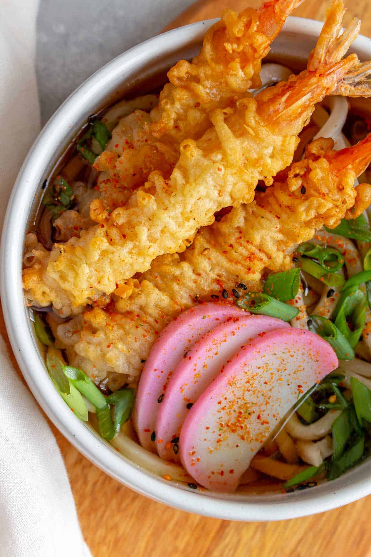 Close up of a bowl of tempura udon.