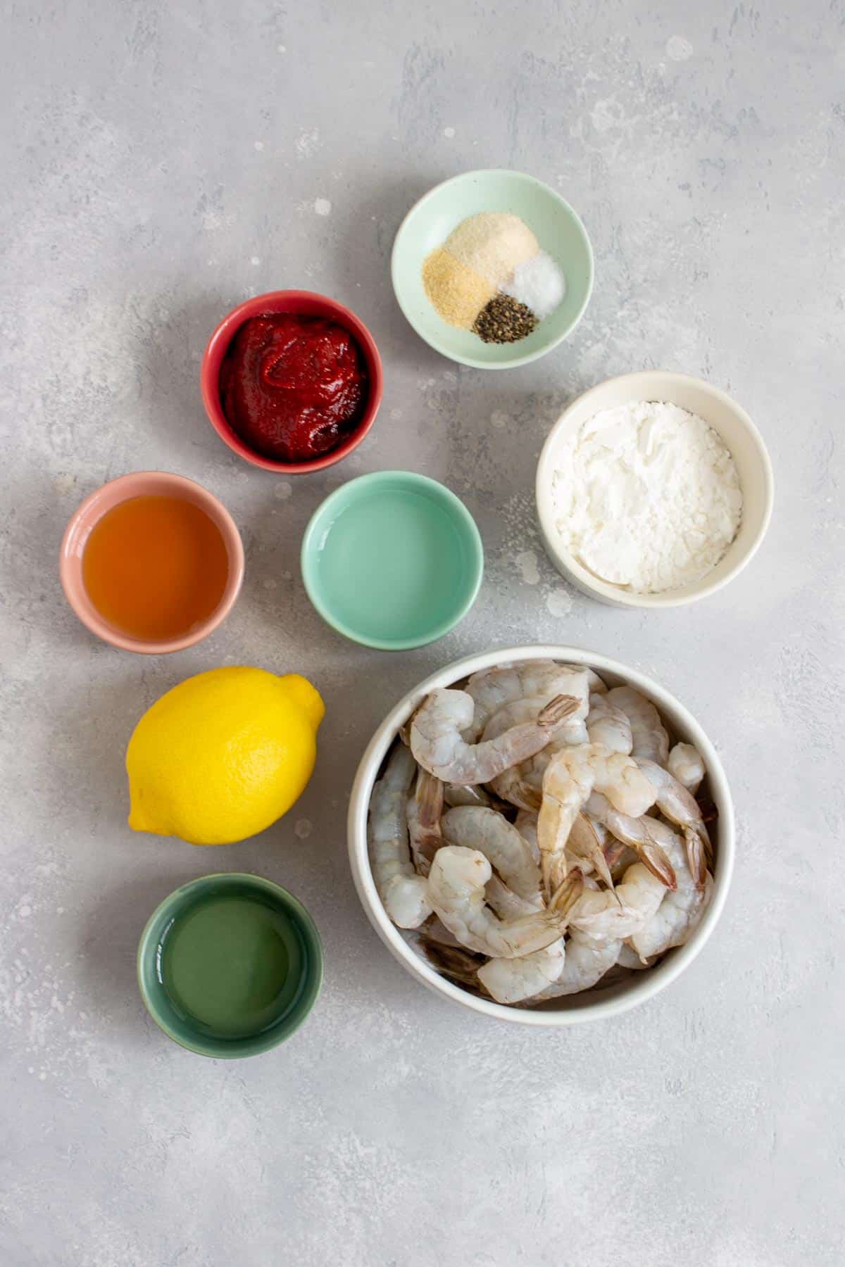 Ingredients needed to make gochujang shrimp.