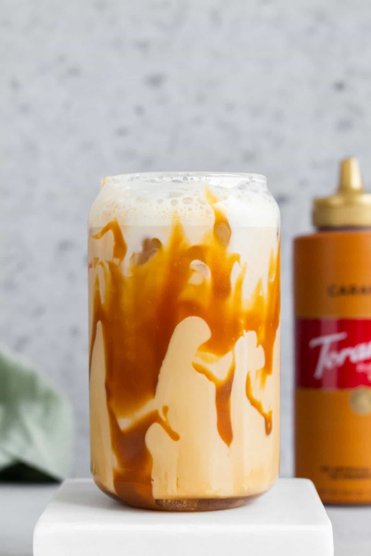 Iced Caramel Latte – Carmy