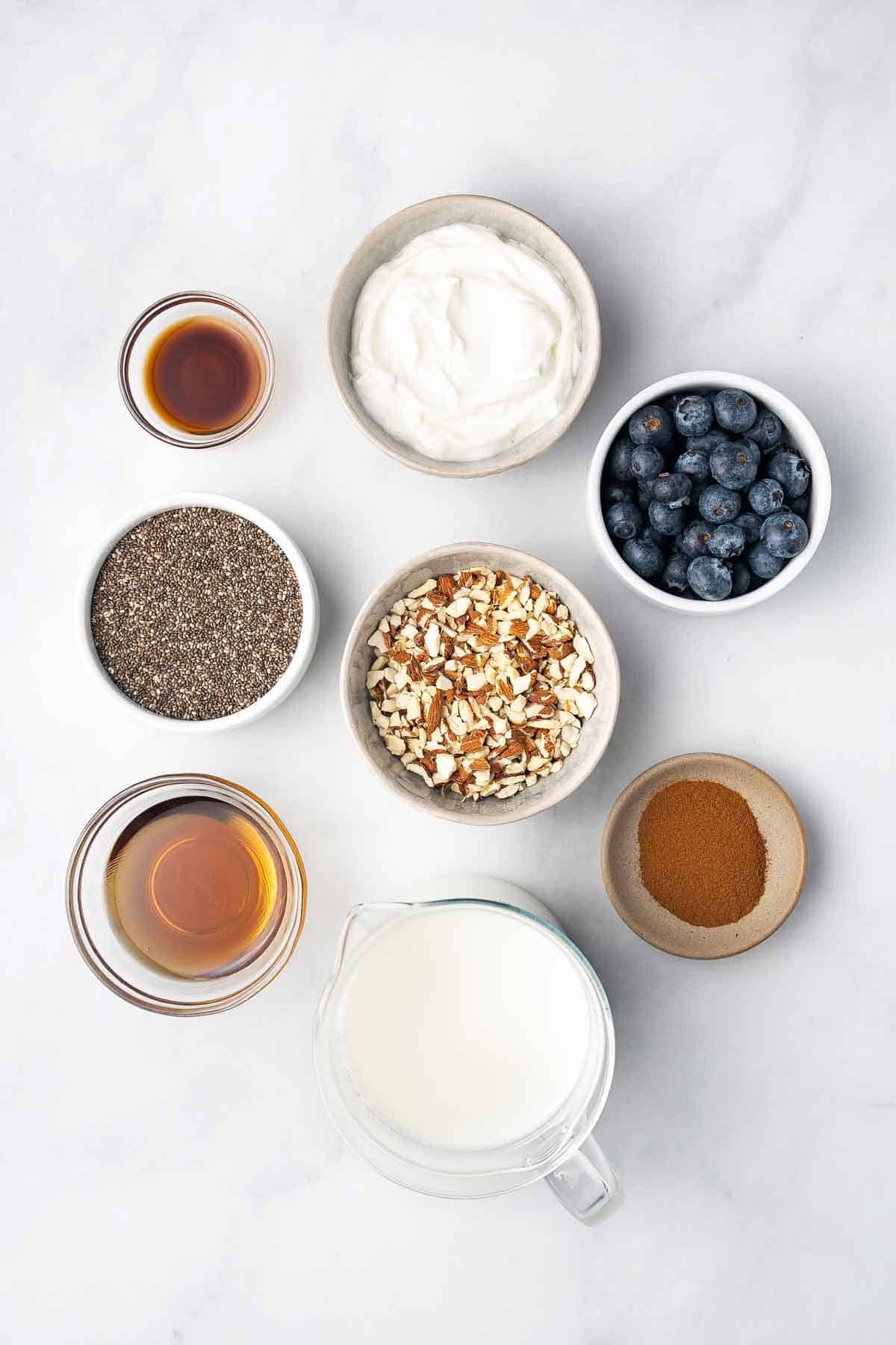 Ingredients needed to make warm chia pudding.