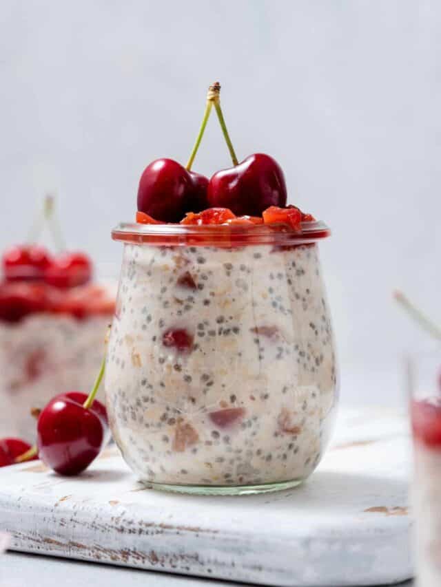 Cherry Overnight Oats (Story) Carmy Easy Healthyish Recipes