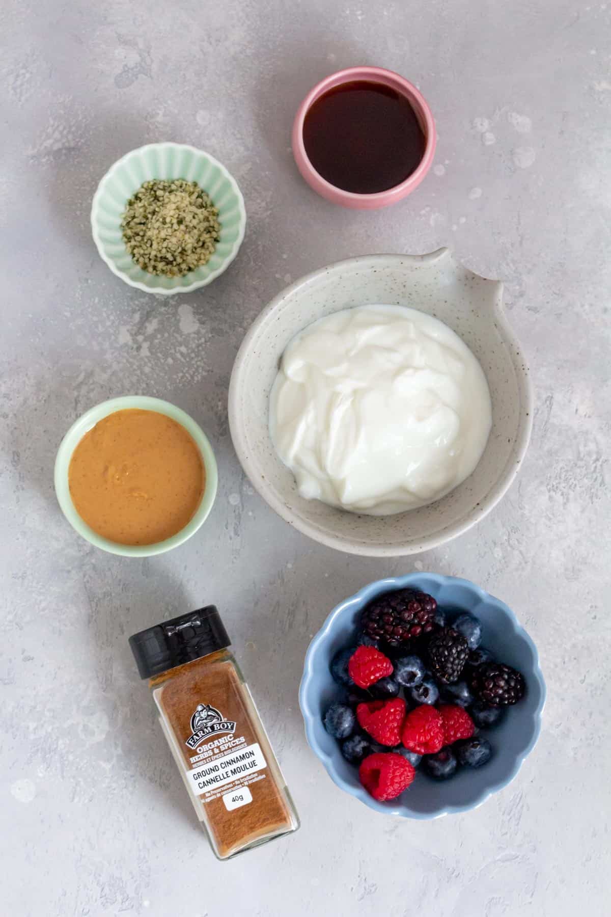 Ingredients needed to make greek yogurt peanut butter bowls.