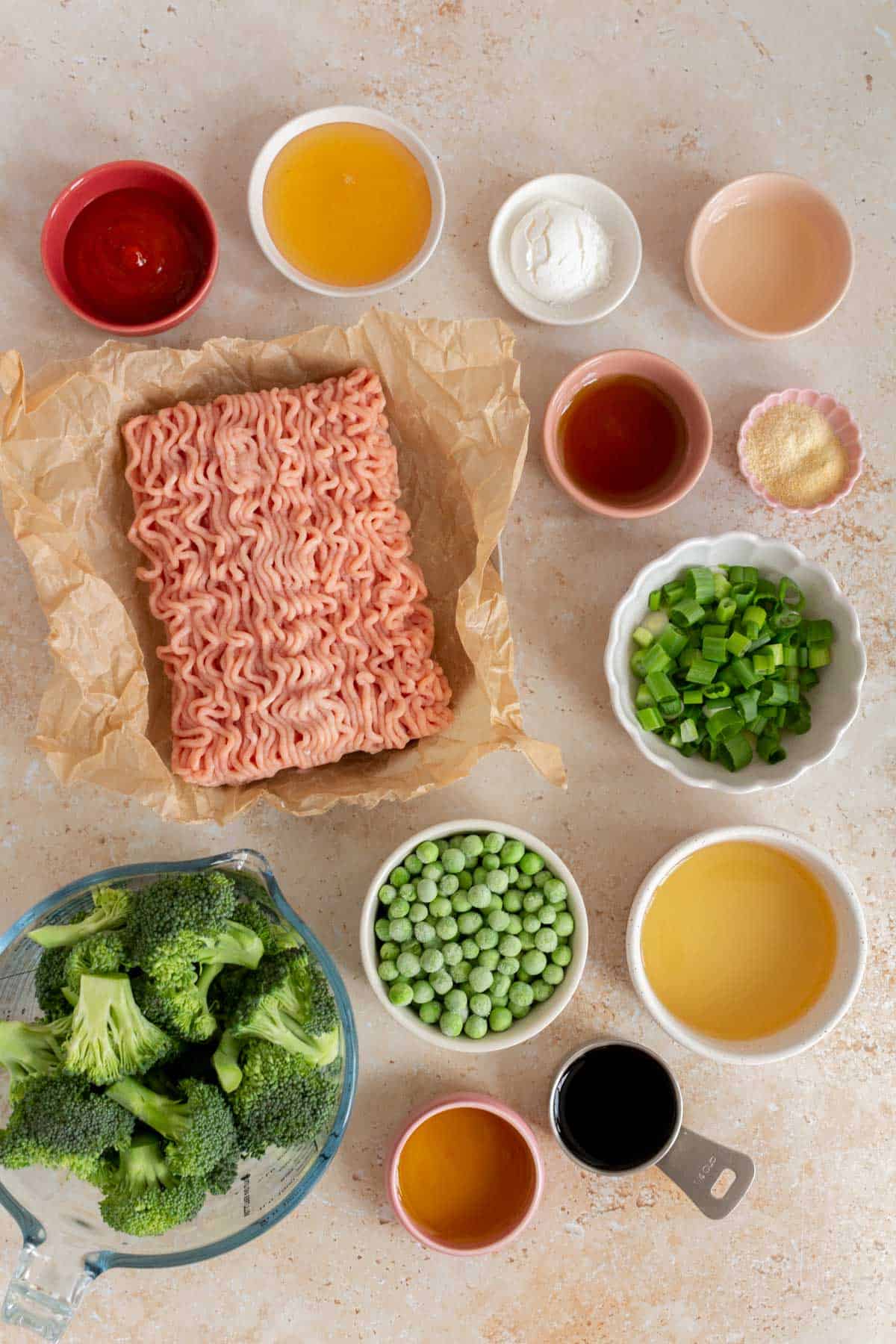 Ingredients needed to make honey sriracha ground chicken and broccoli.